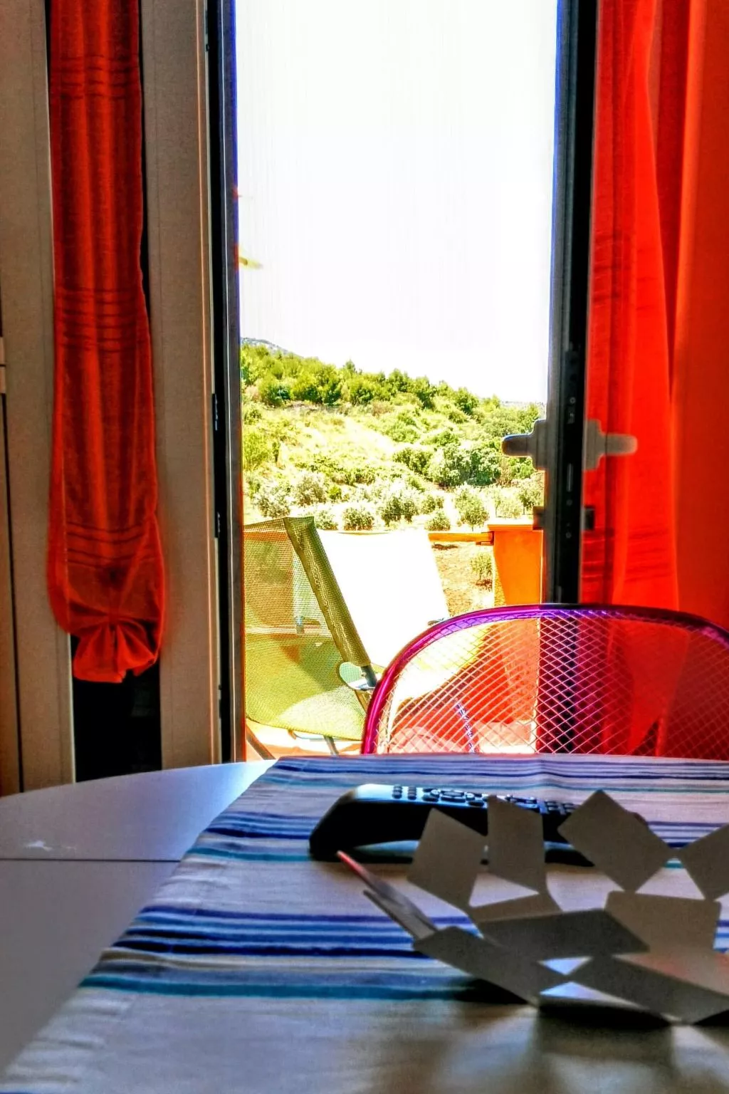 Terramare' Wohnung mit Wasserblick-Dedans