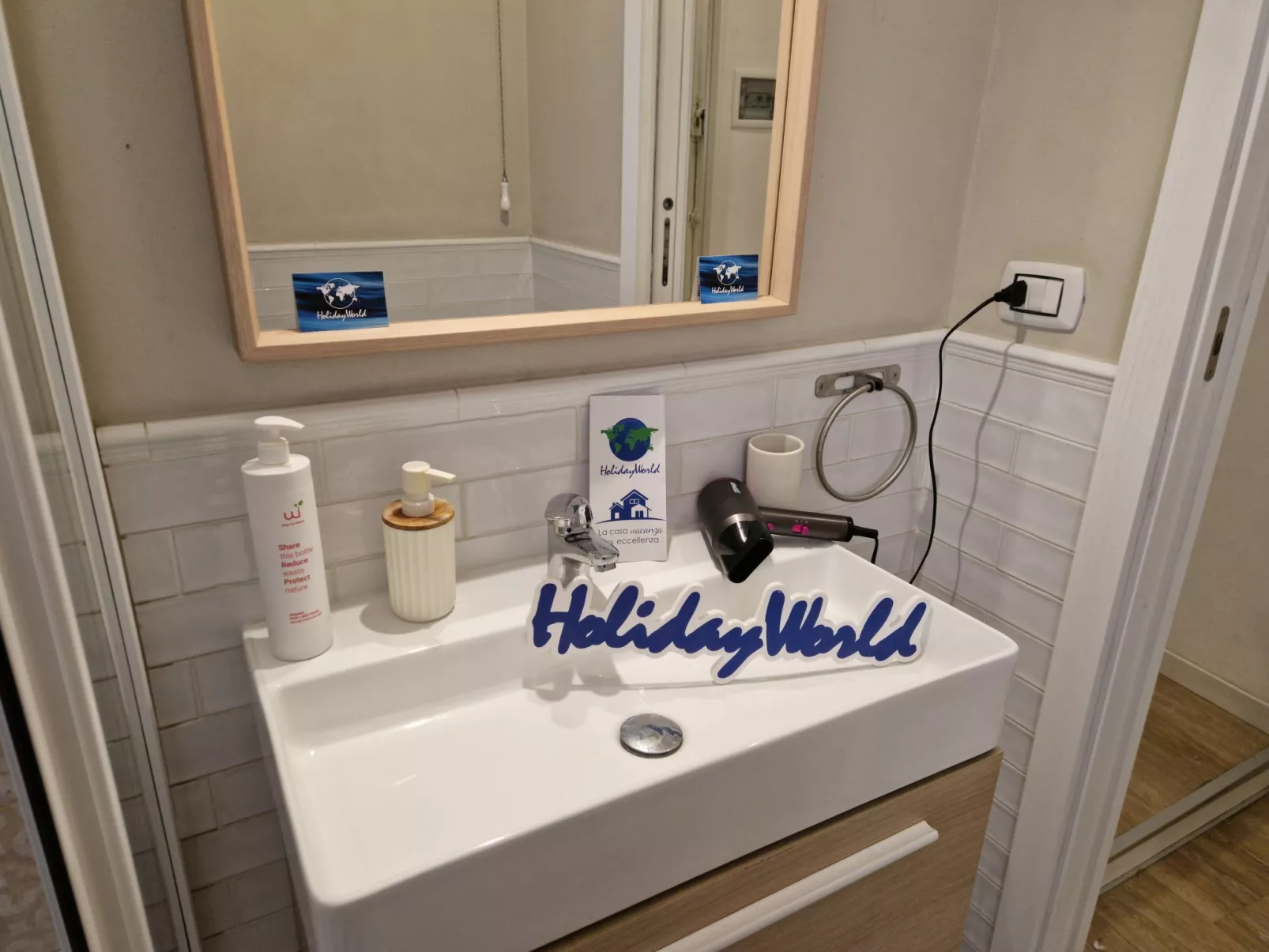 Come a Casa von Holiday World-Inside