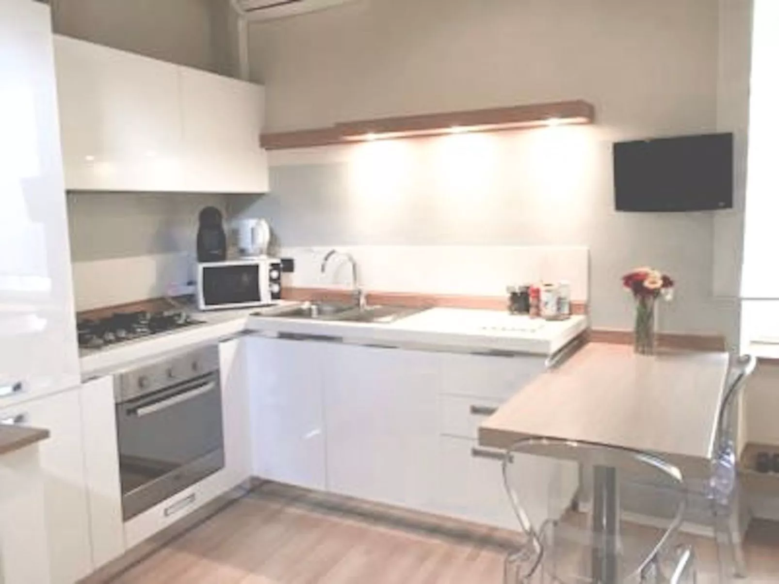 Wohnung mit privatem Garten in Villa-Inside