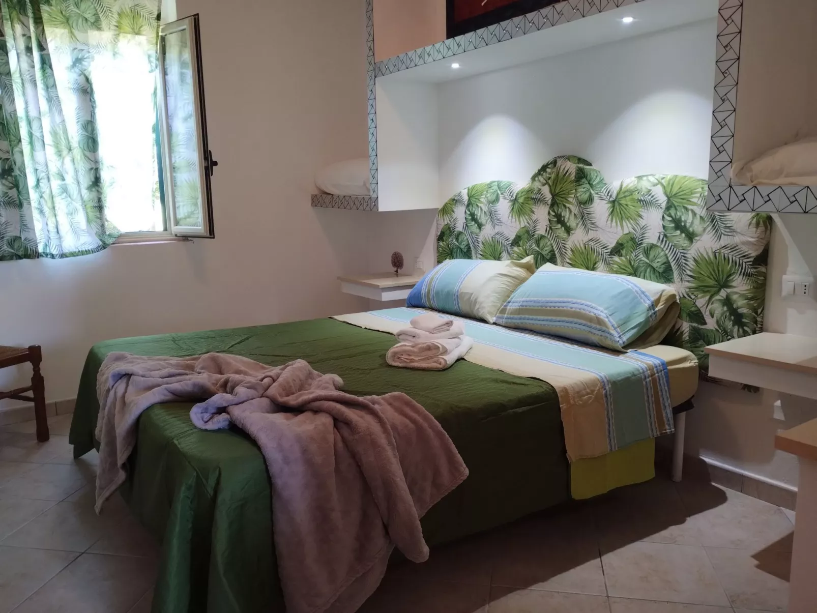 Wohnheim Heaven 51R-Image-tags.info