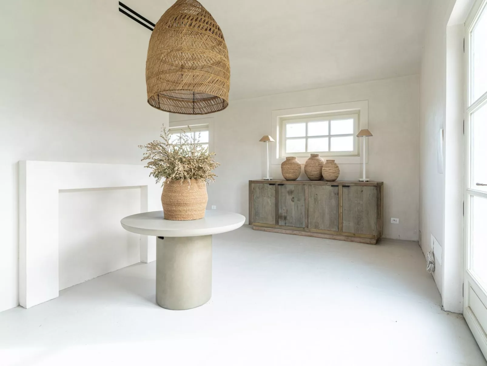 Capalbio Pool-Inside