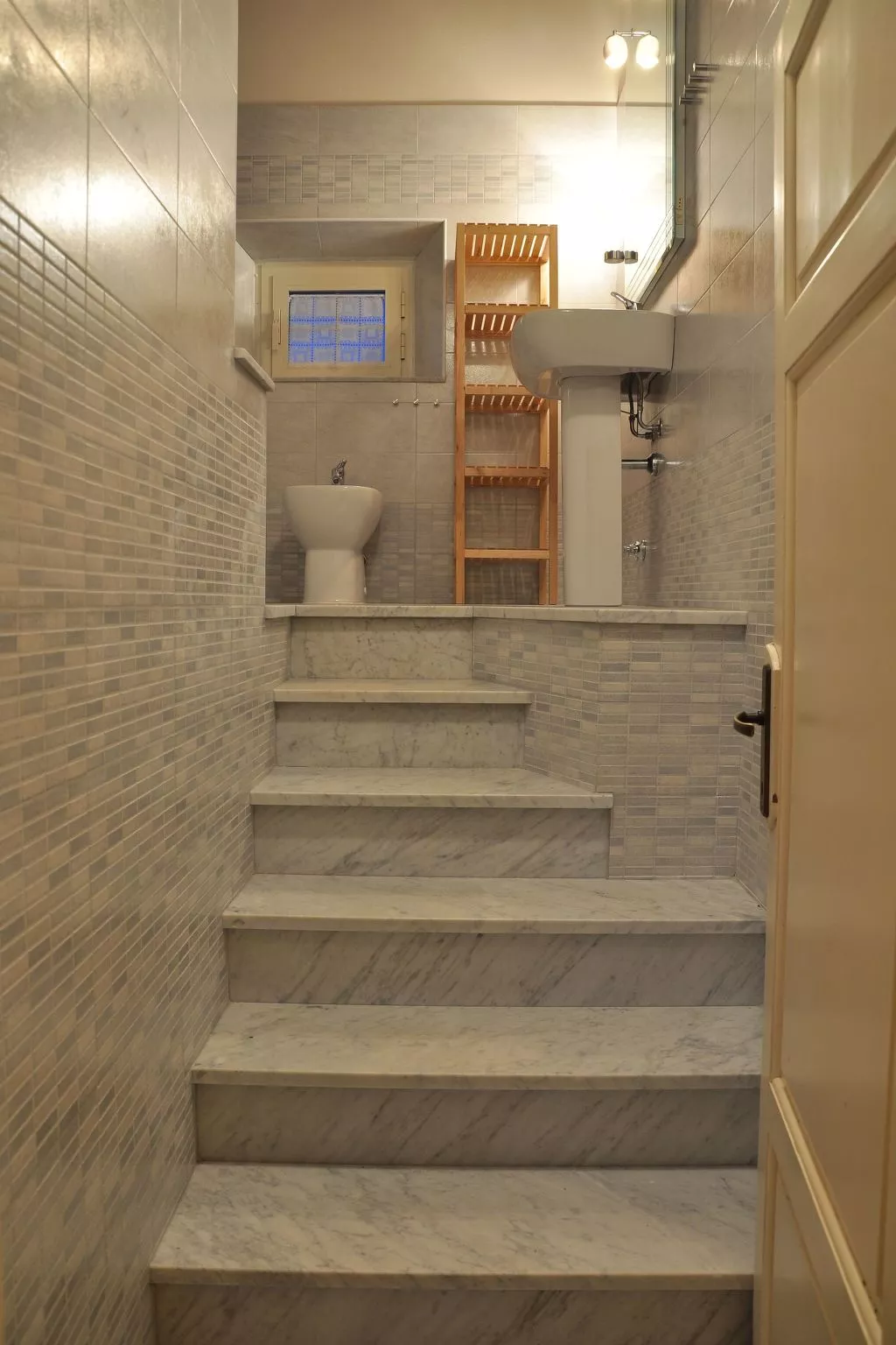 "Casa Olmo" Schwimmbad und Jacuzzi, privater Garten-Inside