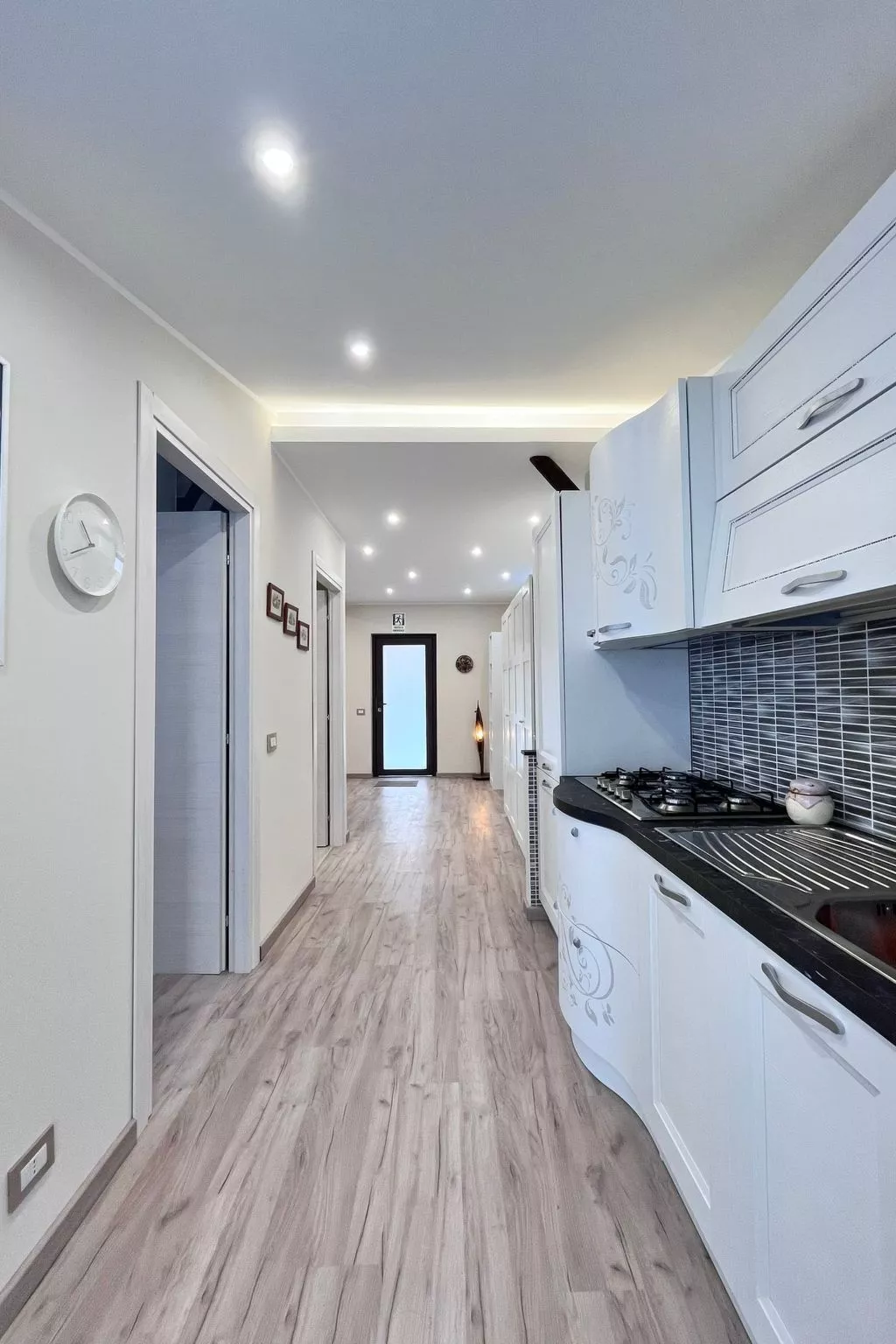 Rsm-Wohnung mit Gemeinschaftspool-Image-tags.info