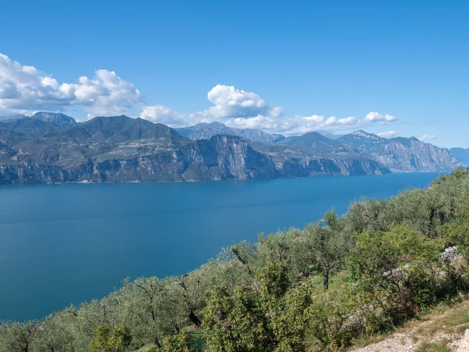 Alleinstehende Villa mit Pool und Traumaussicht-Draußen
