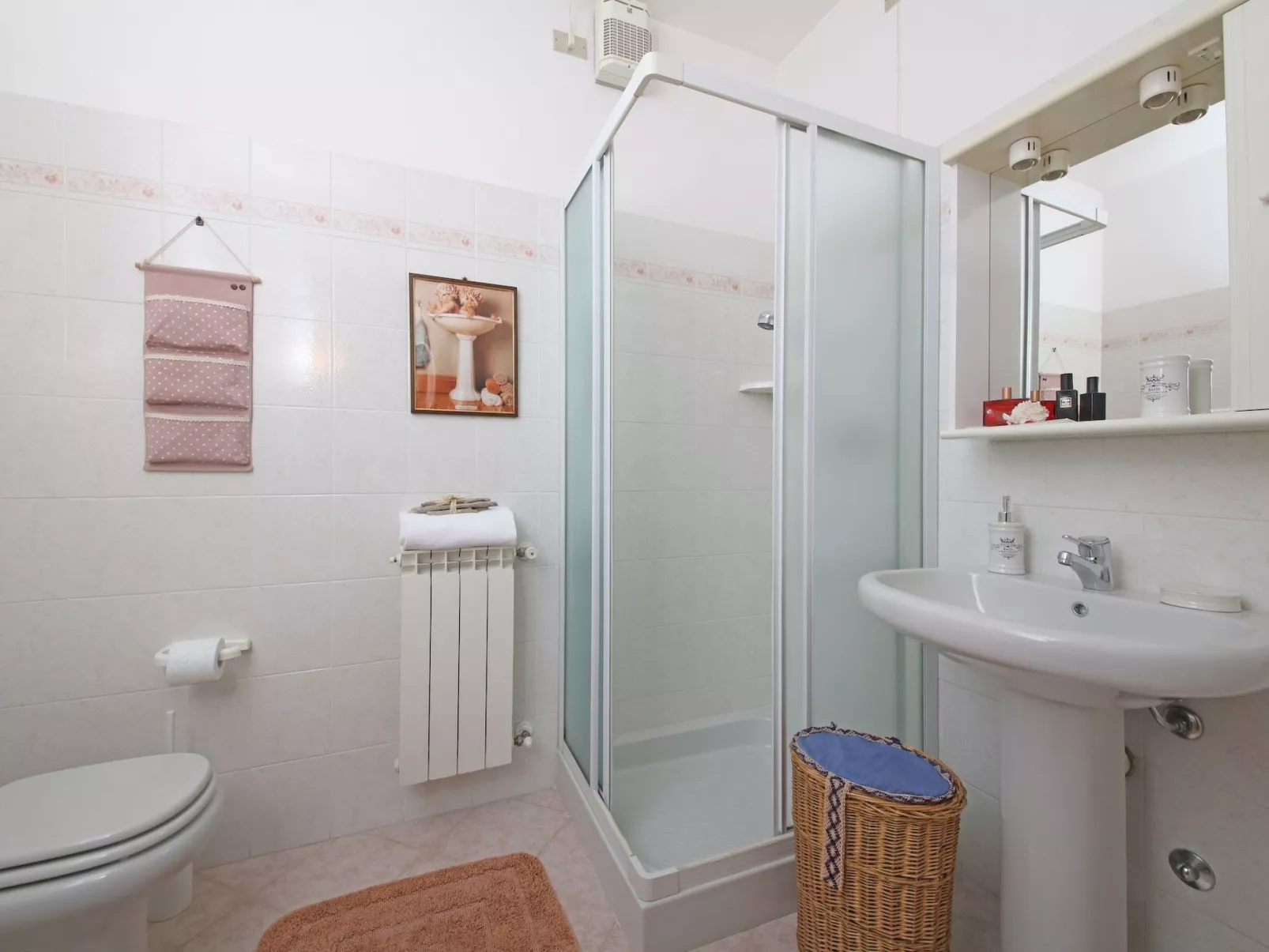 Wohnung 'Gelsomino' mit Gemeinschaftspool-Dedans