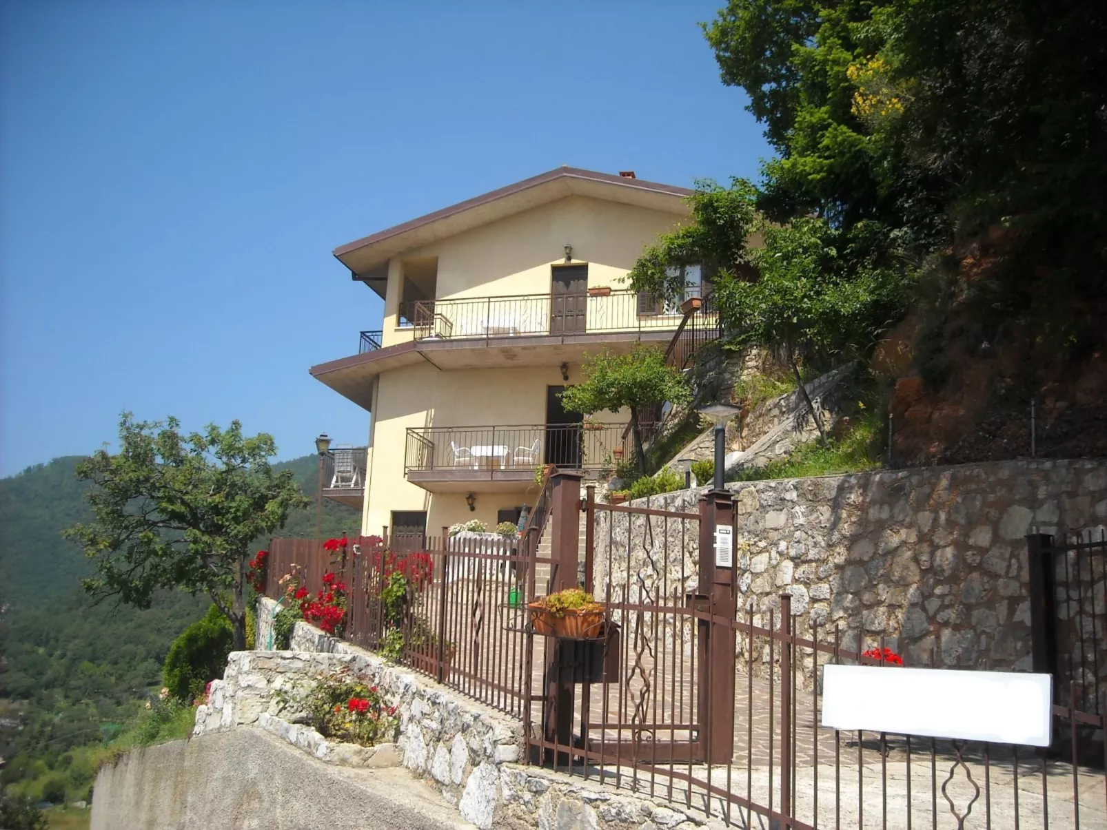 Wohnung im ersten Stock, für 4 Personen-Outside