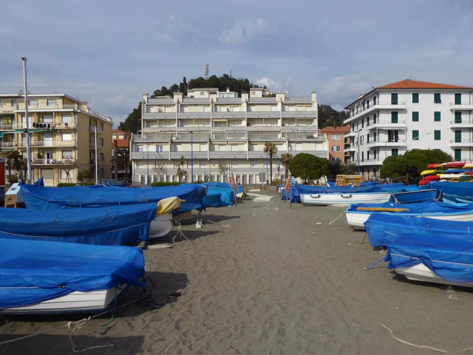 Für 4 Personen ca. 48 m&sup2; in Sestri Levante, Norditalien (Ligurien)-Outside