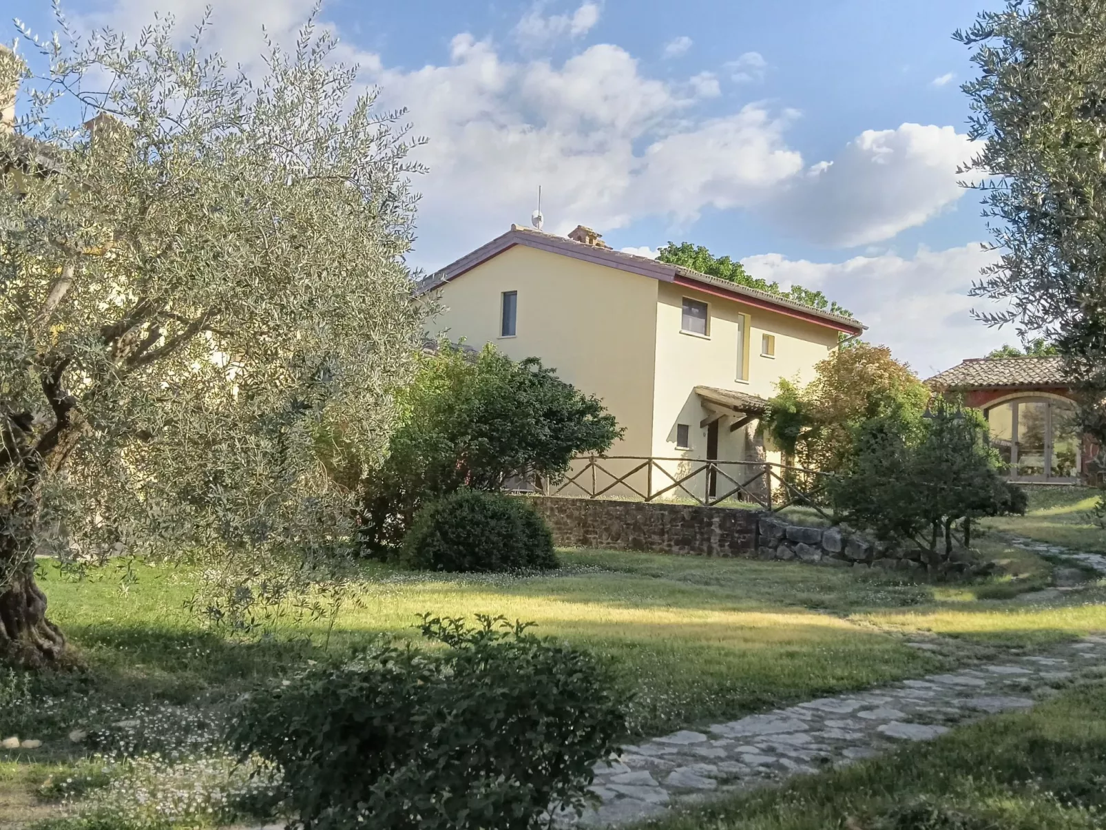 Wohnung "Glicine"-Dehors