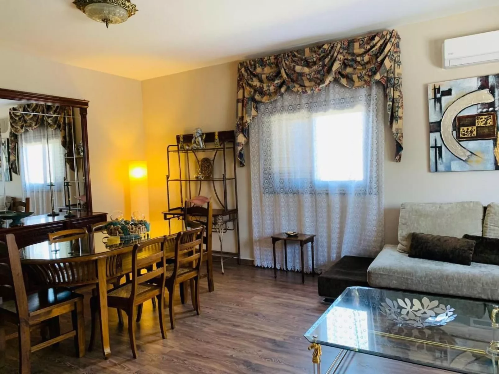 Geräumiges Haus mit exklusivem Schwimmbad und Solarium.-Dedans