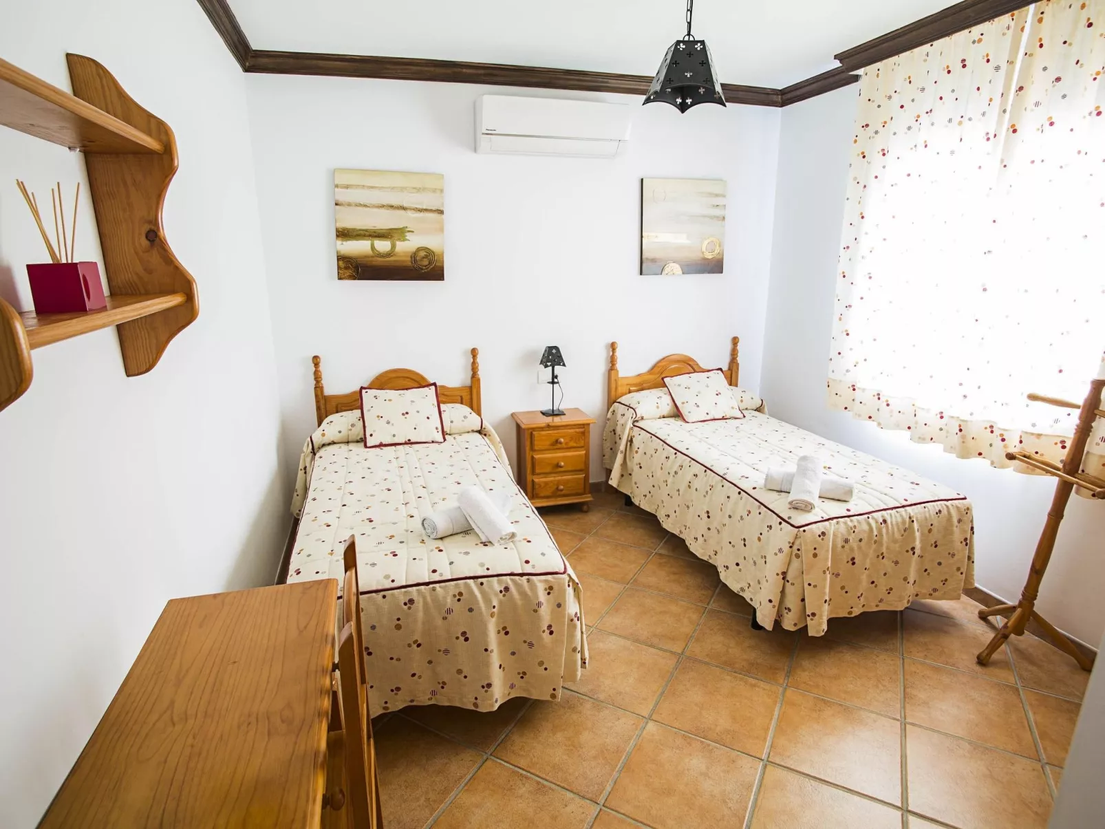 "Villa el Cano" mit Schwimmbad-Dedans