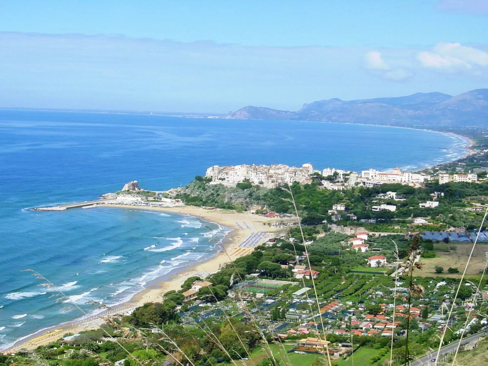 Sunny Home Villa auf dem Hügel von Sperlonga-Image-tags.info