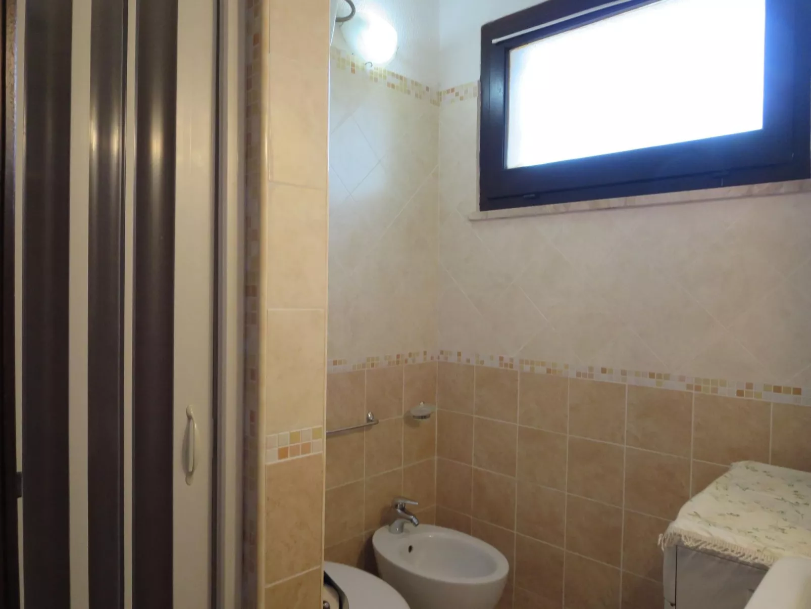 Trilo Mulbery mit großem Garten-Inside