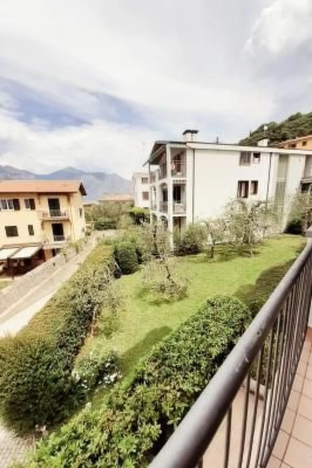 Balkon mit Seeblick, WiFi,, Nähe zum Zentrum-Draußen