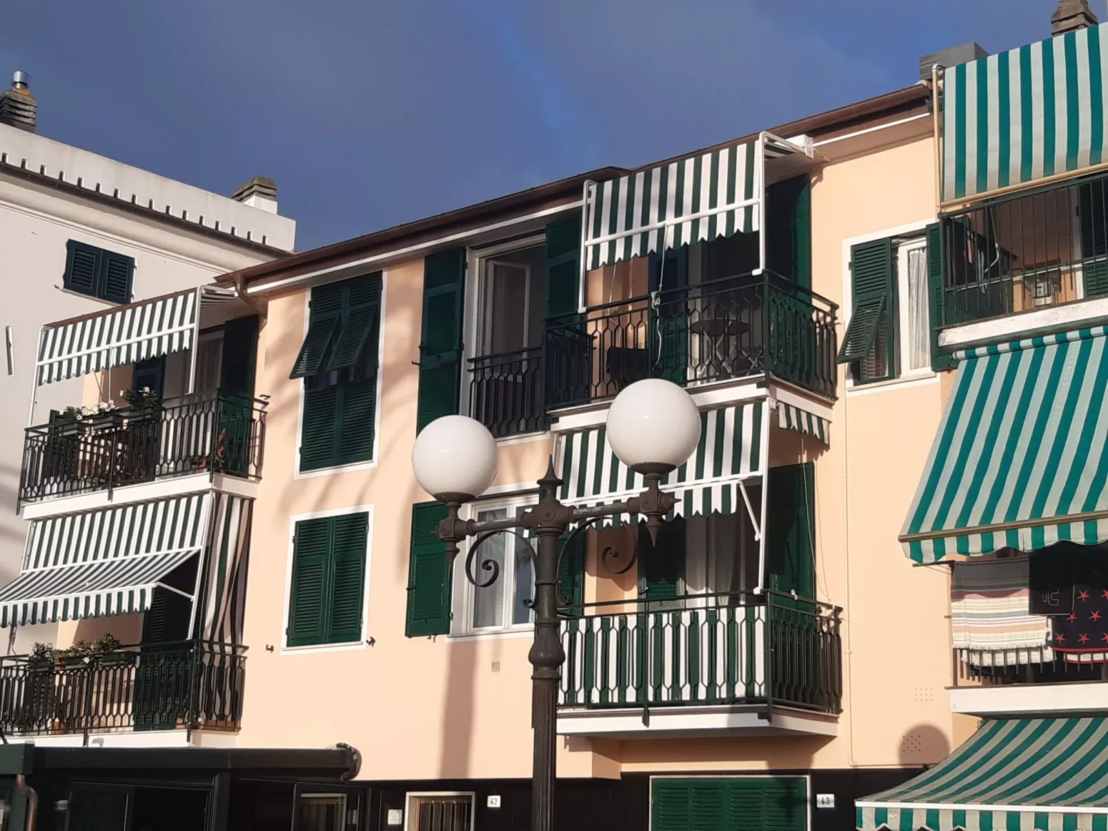 Für 4 Personen ca. 50 m&sup2; in Sestri Levante, Norditalien (Ligurien)-Dehors