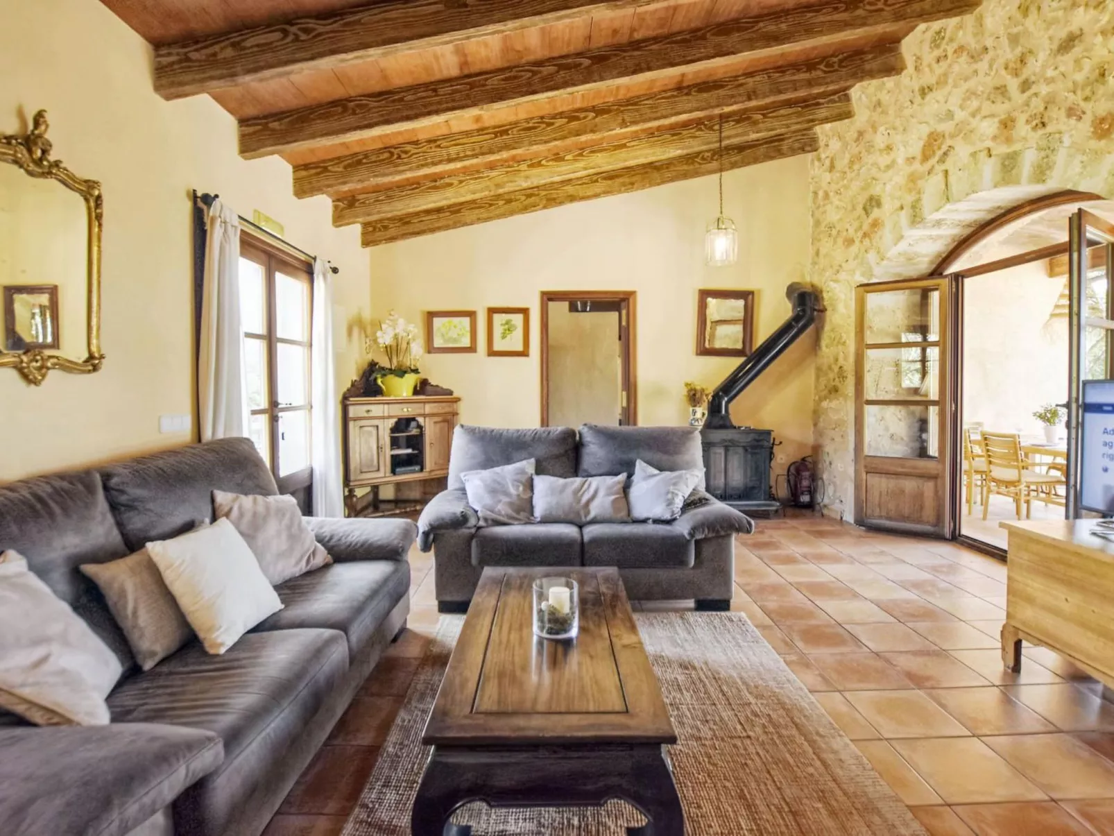 Finca in idyllischer Umgebung Pool & Klima 8 Pers-Image-tags.info