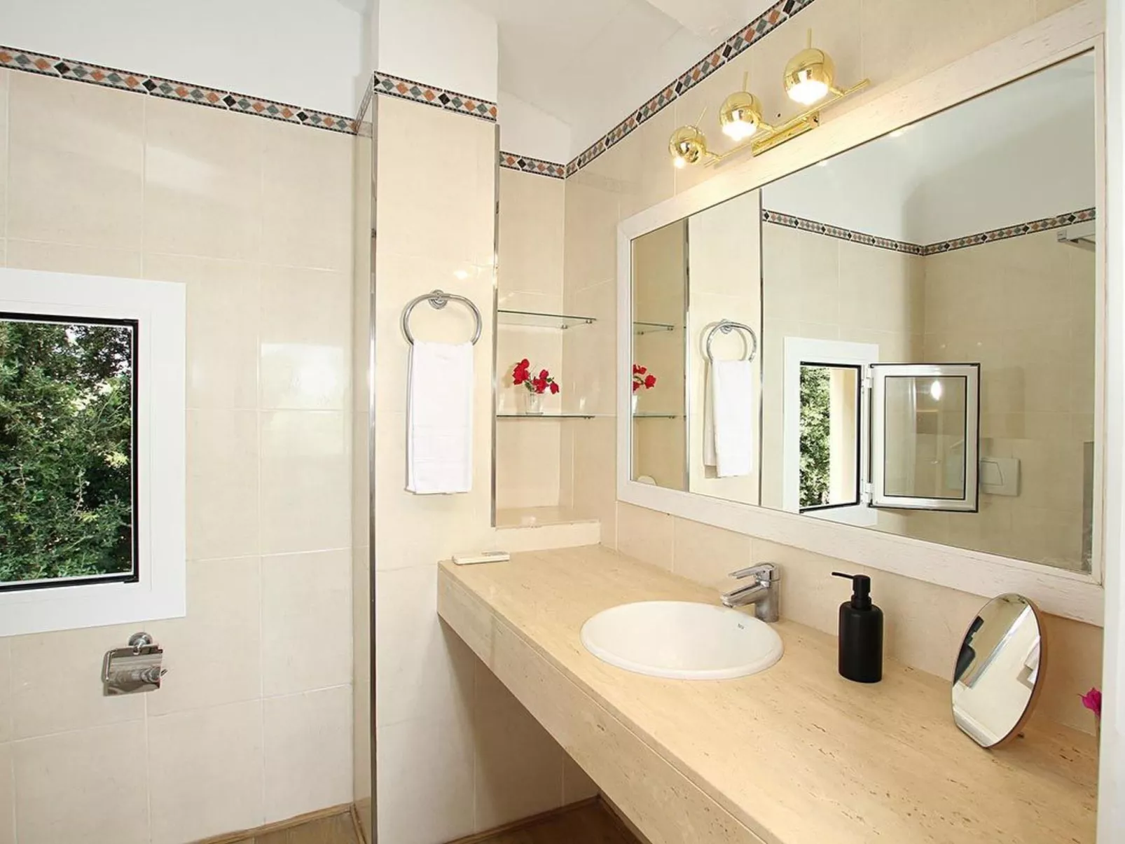 Spektakuläre neu renovierte Villa in Pollensa-Image-tags.info