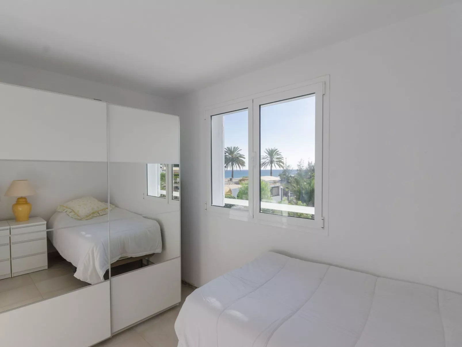 Terrassenwohnung mit zwei Schlafzimmern am Strand-Inside