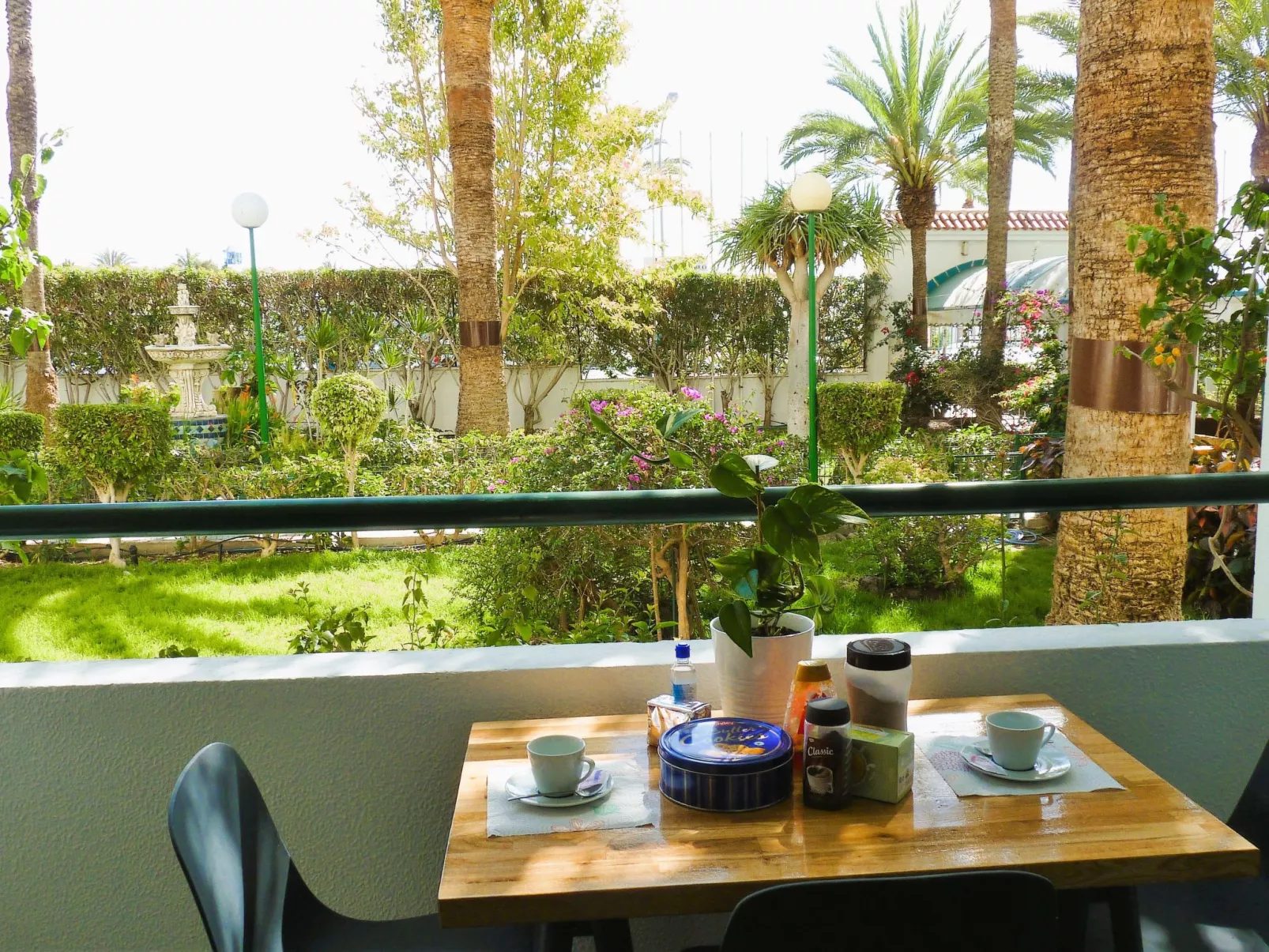 "Surycan 133" mit Terrasse-Drinnen