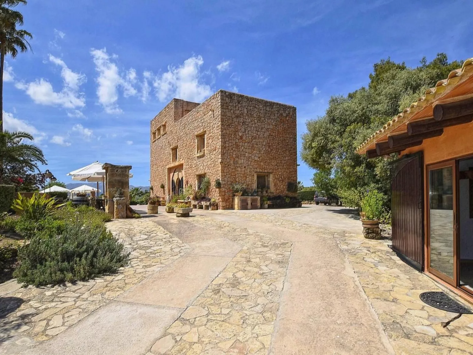 Ländliche Finca "Sa Torre" mit Jacuzzi-Image-tags.info