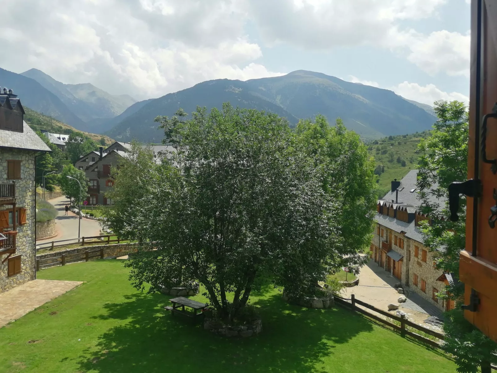 Geräumige Maisonette mit Kamin Isard 2 Vall de Boí-Outside