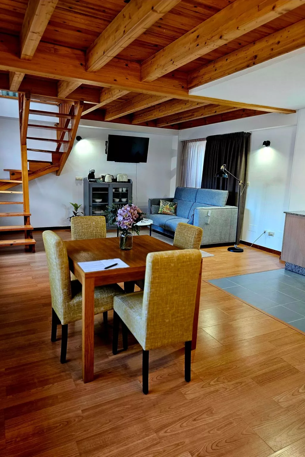 Magico Duplex Touristisches Appartement-Drinnen