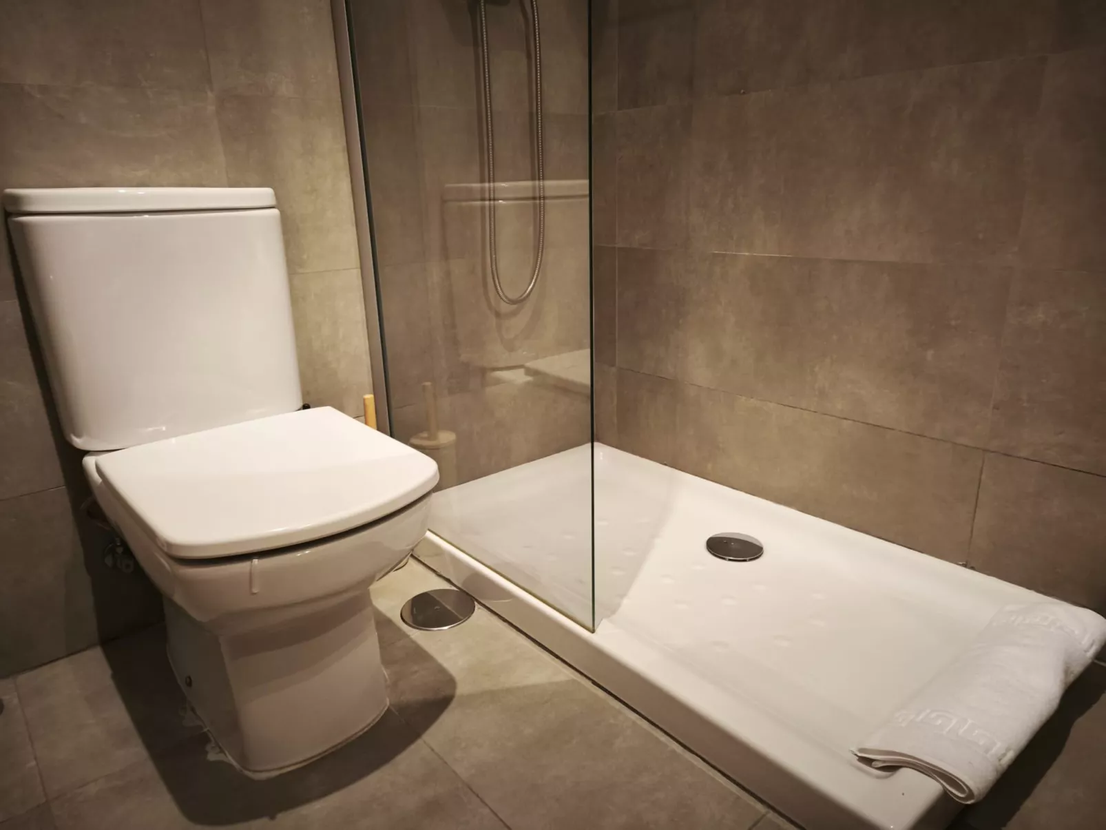 "VCV Apartment FM".-Drinnen