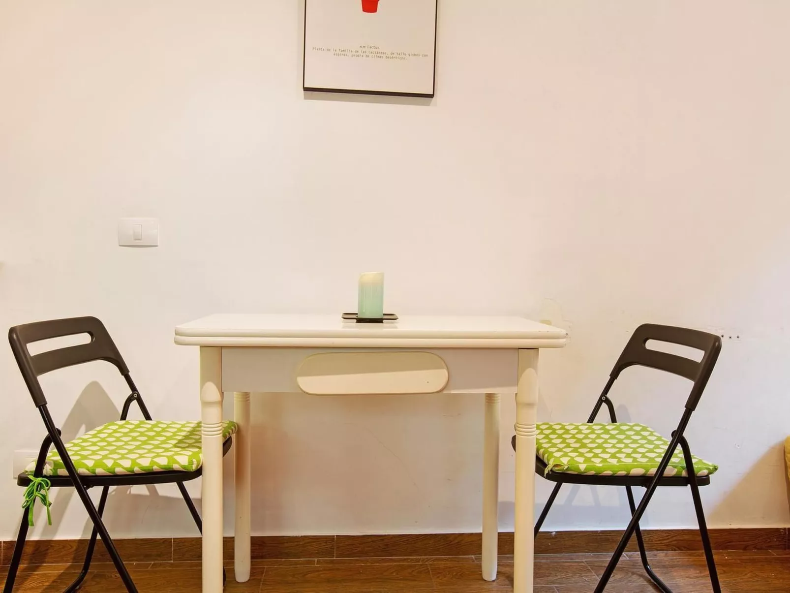 VCV FLACH PUNTILLA-Drinnen