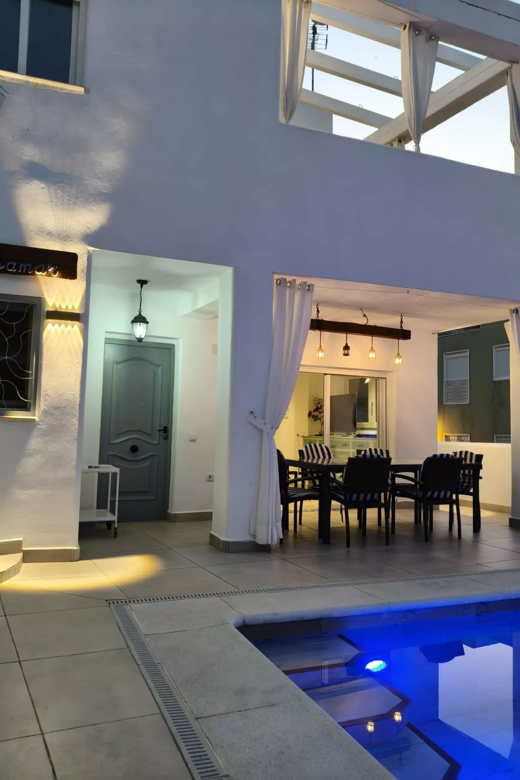 Haus Alhamar-Draußen