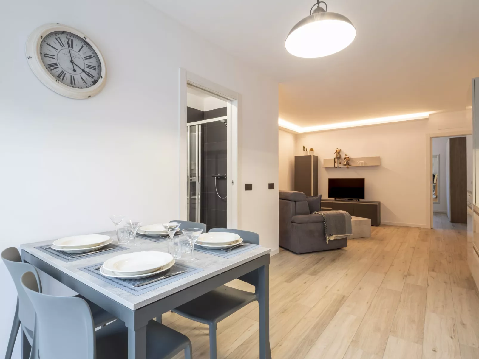 Piateda Terrace-Drinnen