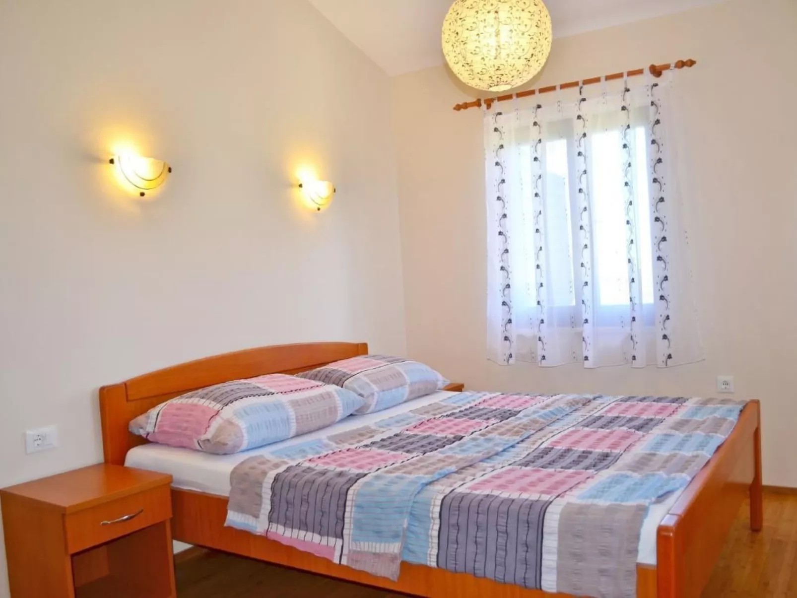 Gemütliches Ferienhaus in Medulin mit Großer Terrasse-Dedans