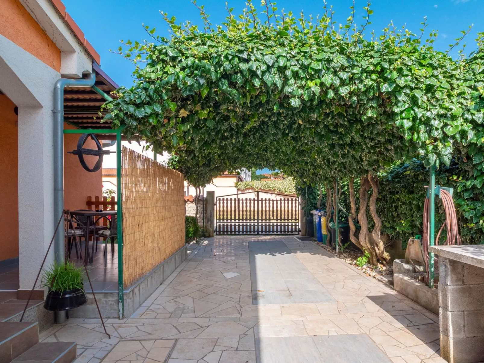 Apartment "Arijana2" mit privater Terrasse-Outside