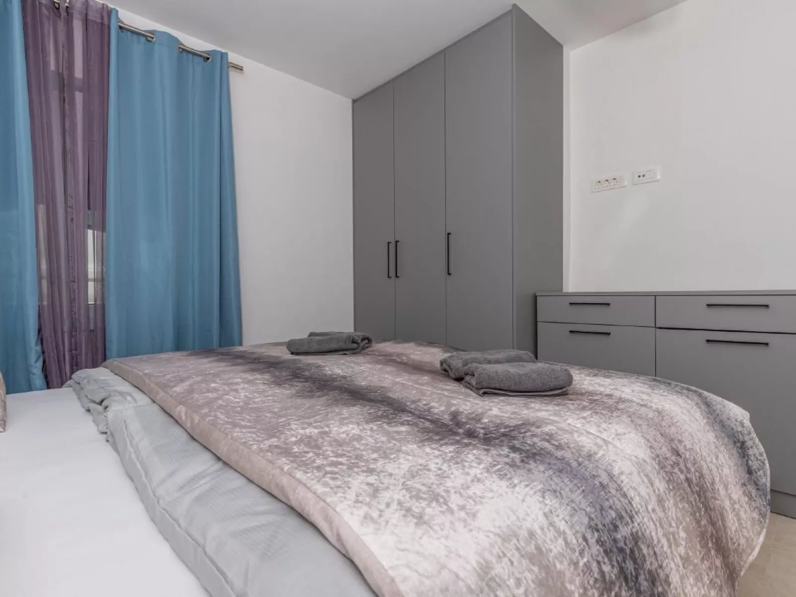 Apartment Helena-Drinnen