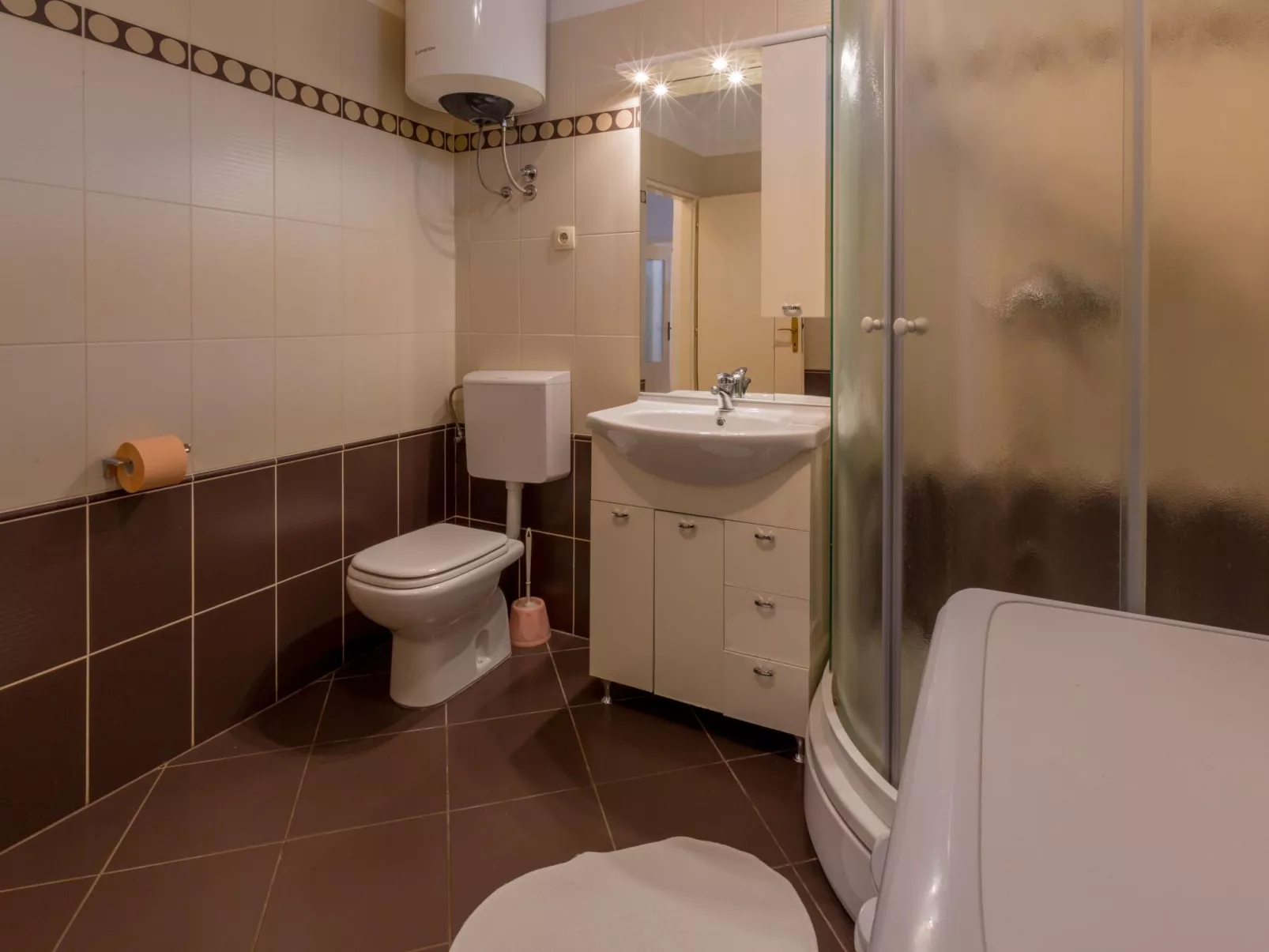 Schönes Appartement mit Terrasse-Inside