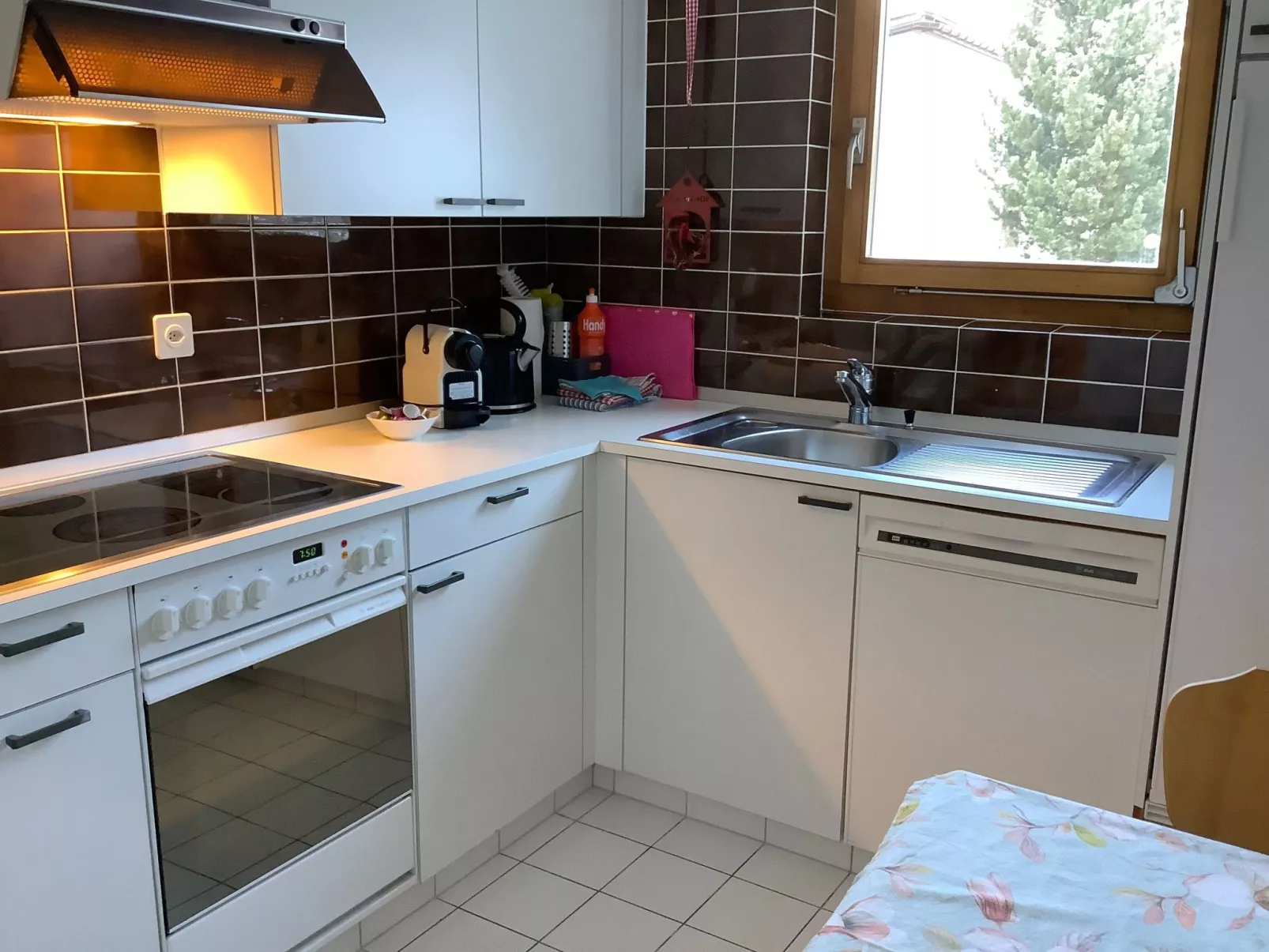 Chesa Auicula-Inside