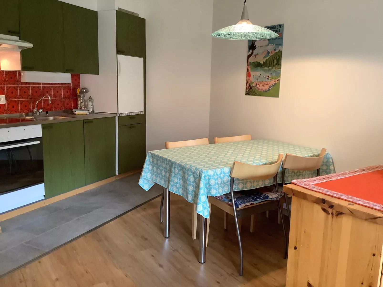 Chesa Azalea 2-Inside