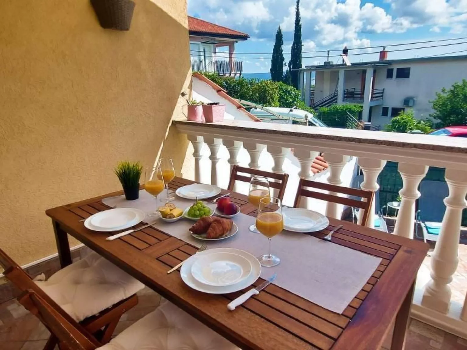 Hause Ivica-Image-tags.info