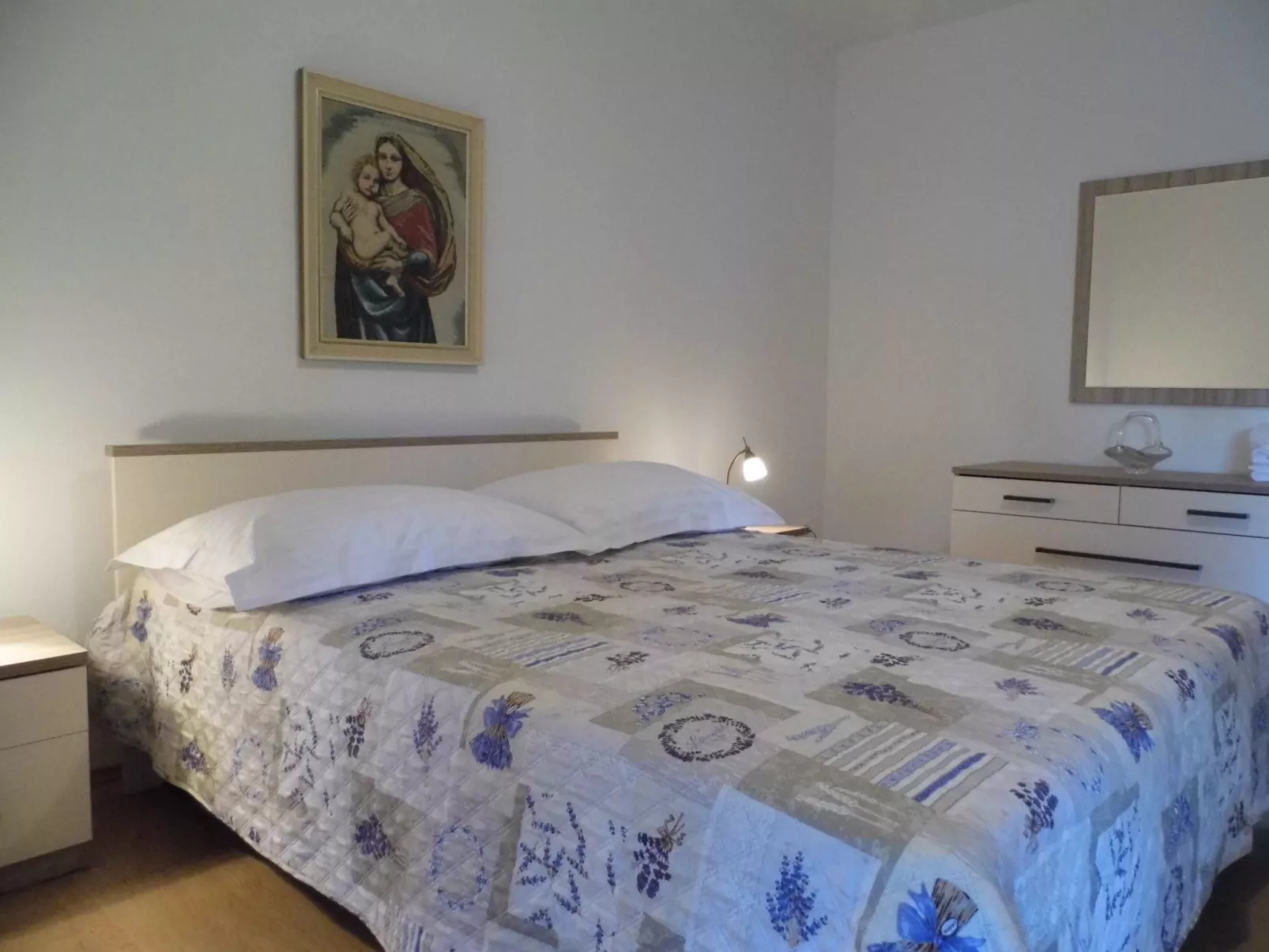 Wohnung "Nada" mit Terrasse-Inside