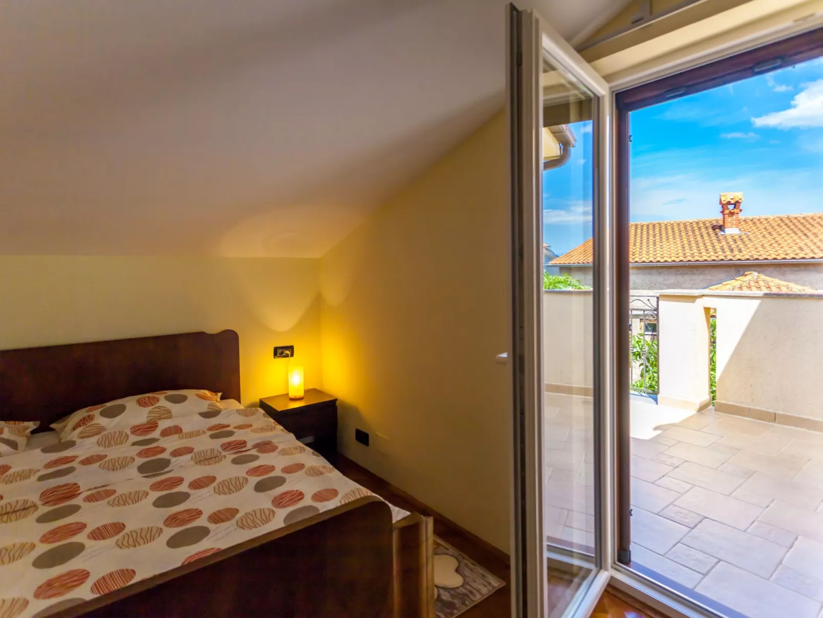 In der Nähe des Meeres, schöne und moderne Wohnung-Drinnen