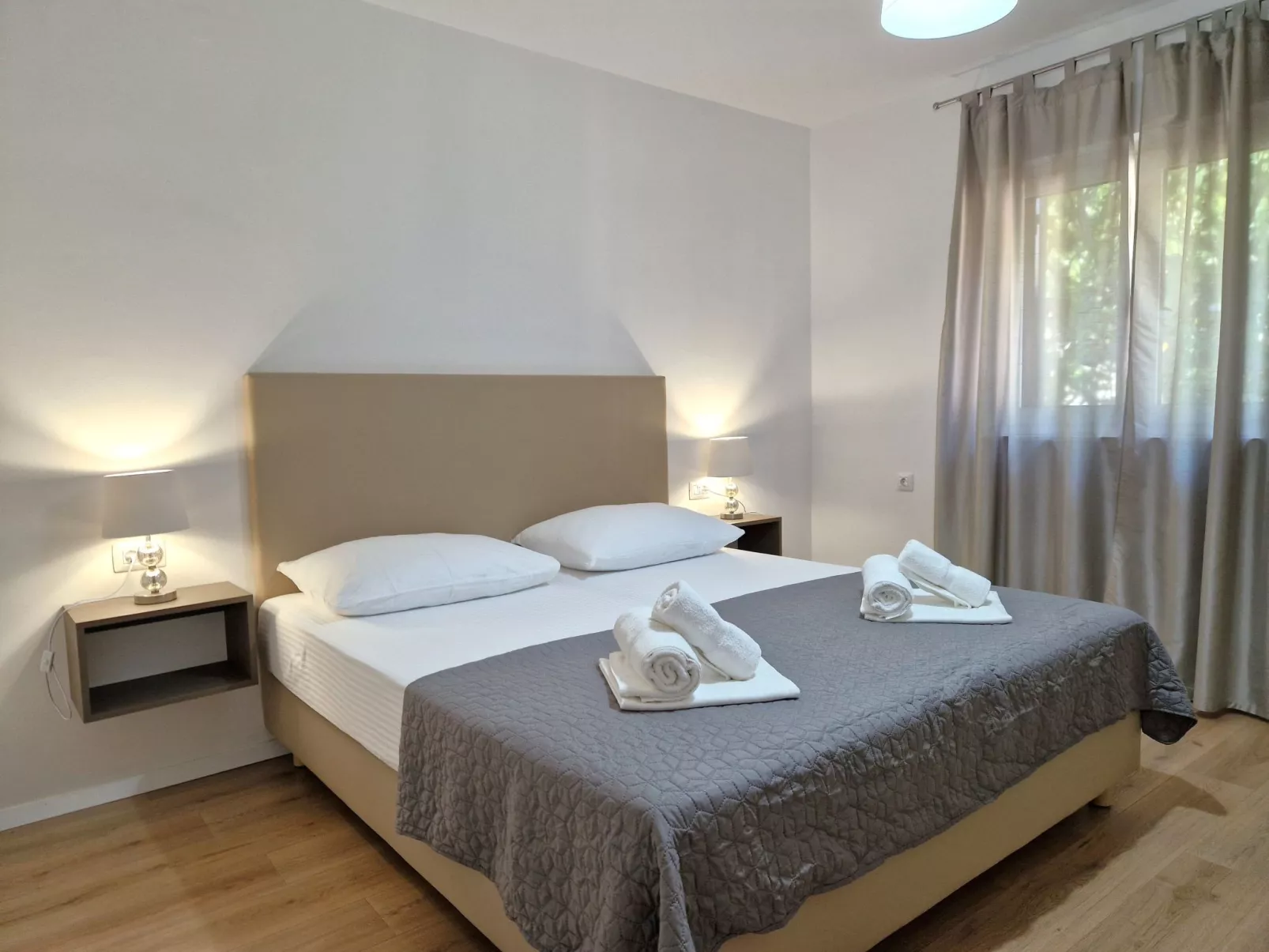 In Baška mit Eigenem Balkon-Dedans