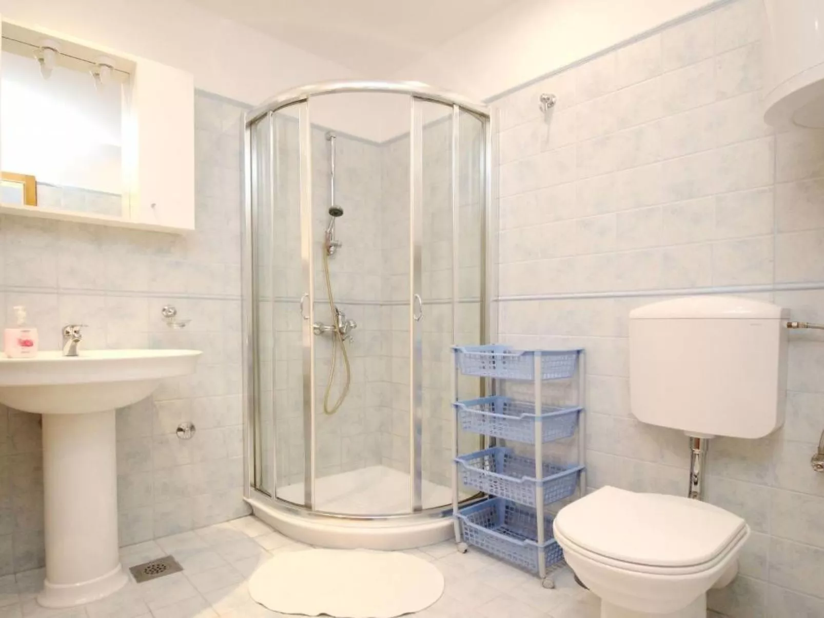 In Baška mit Eigenem Balkon und Meerblick-Inside