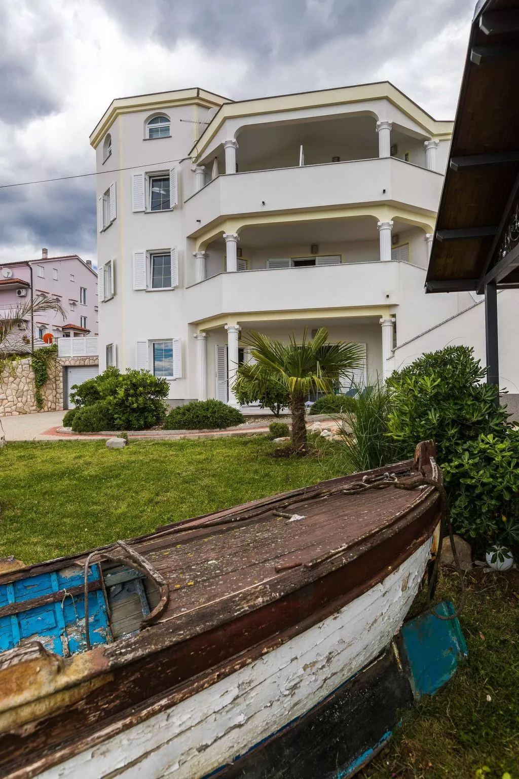 Wohnung mit großer Terasse-Outside