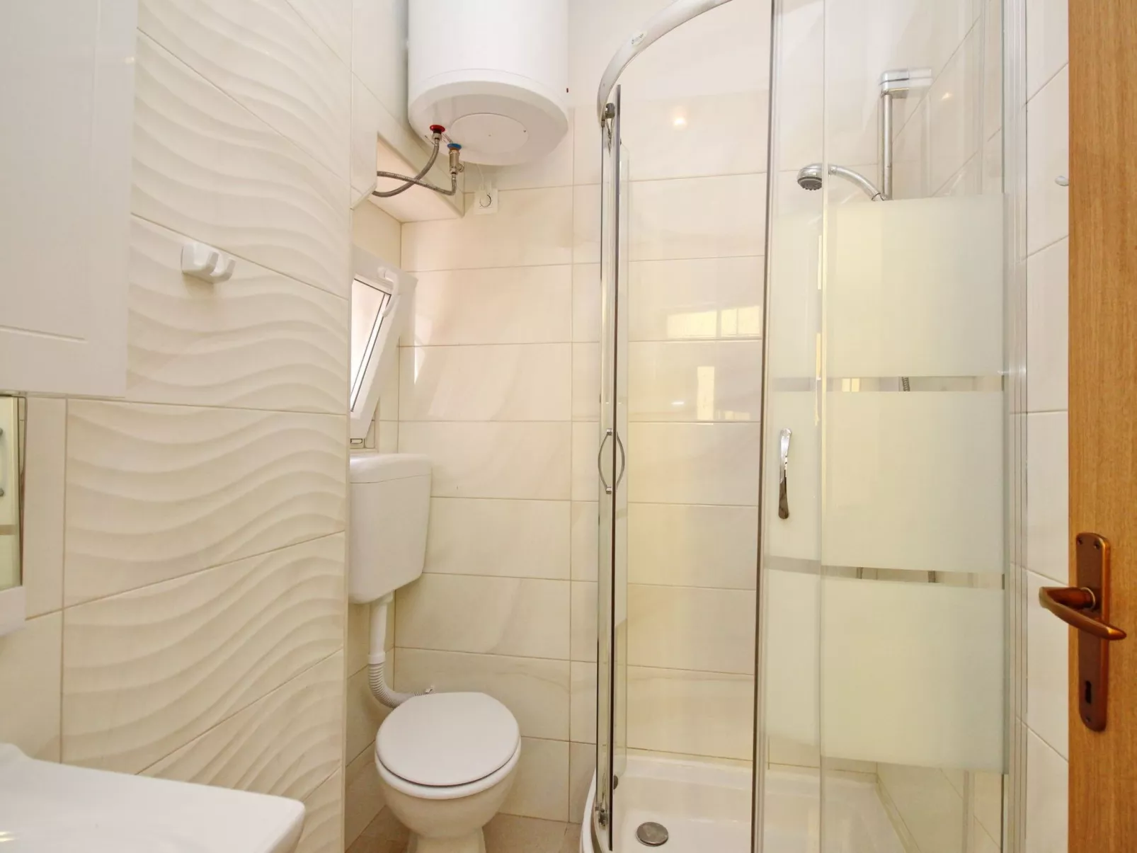 Mihovil-Image-tags.info