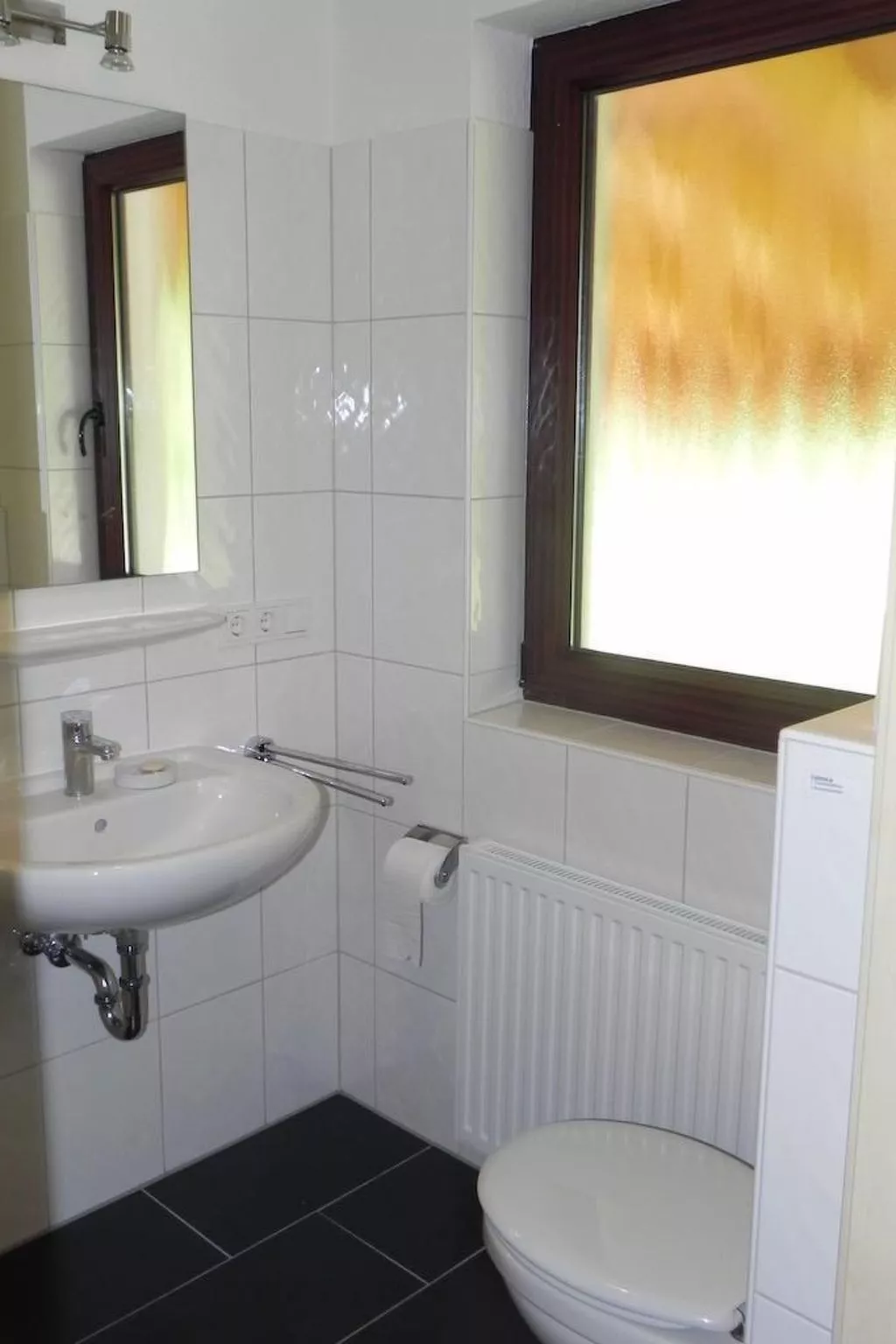 E18 Ferienhaus mit Garten und Terrasse-Dedans