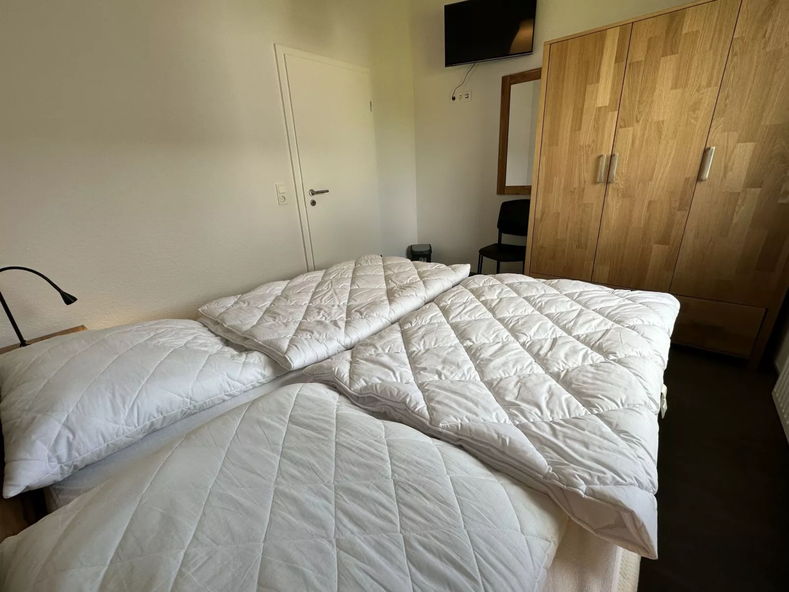 G6 Freistehendes Haus mit Garten und Wallbox-Dedans