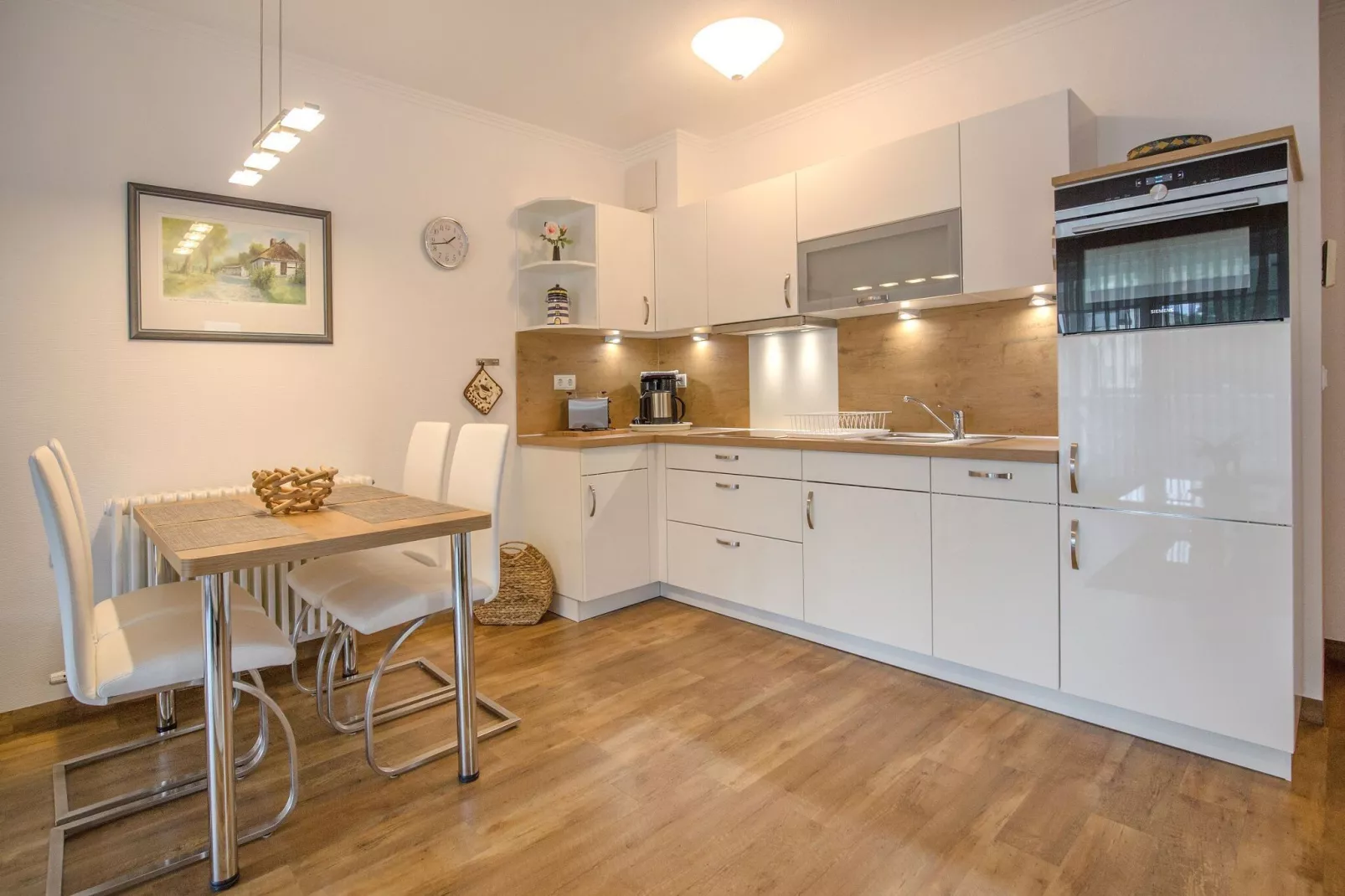 DP 3-6 EG/OG/DG 4 Personen-Kitchen