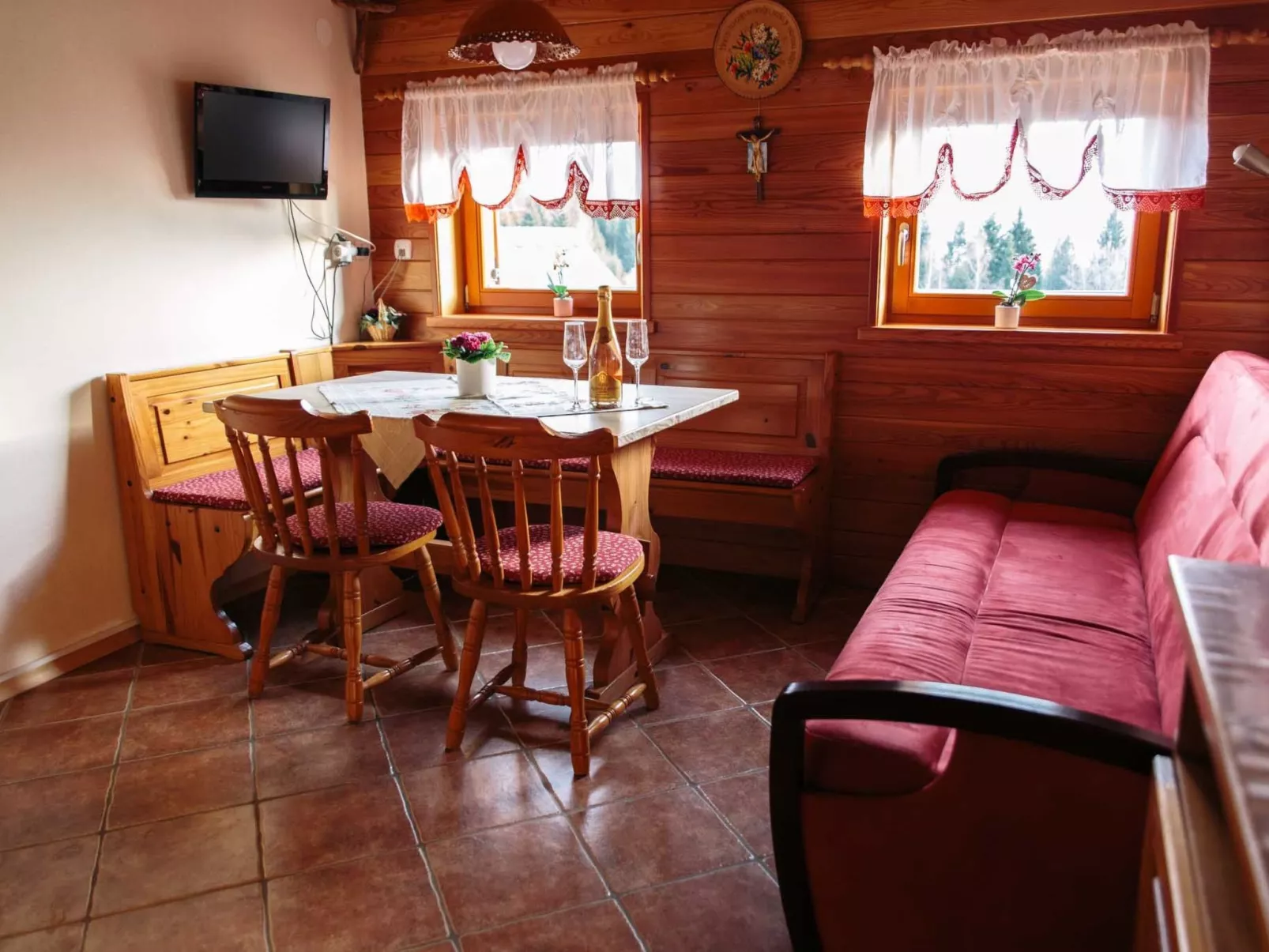 Für 5 Personen ca. 60 m&sup2; in Podjelje, Triglav Nationalpark-Drinnen