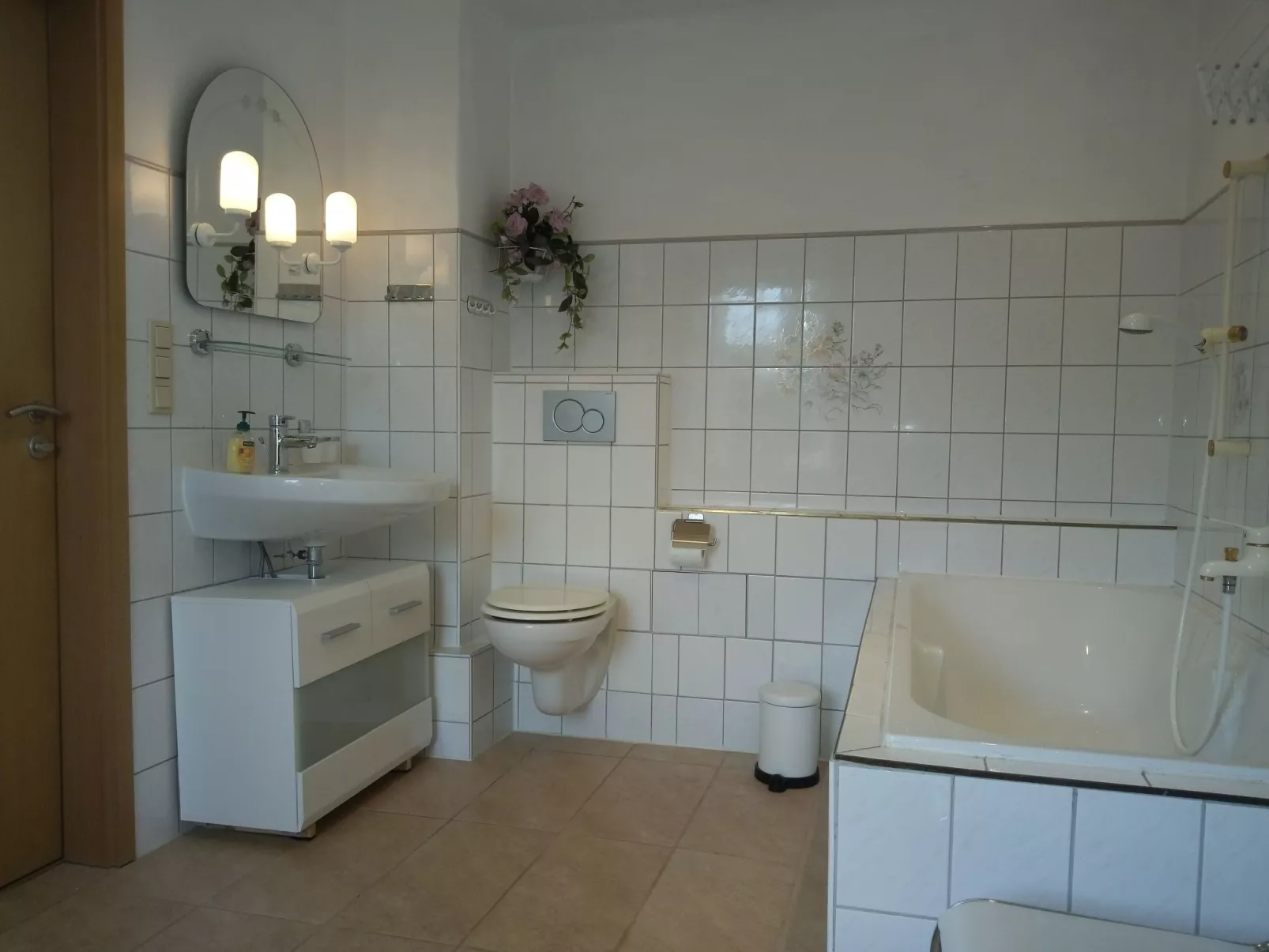 Wohnung in Hänichen mit Garten-Dedans