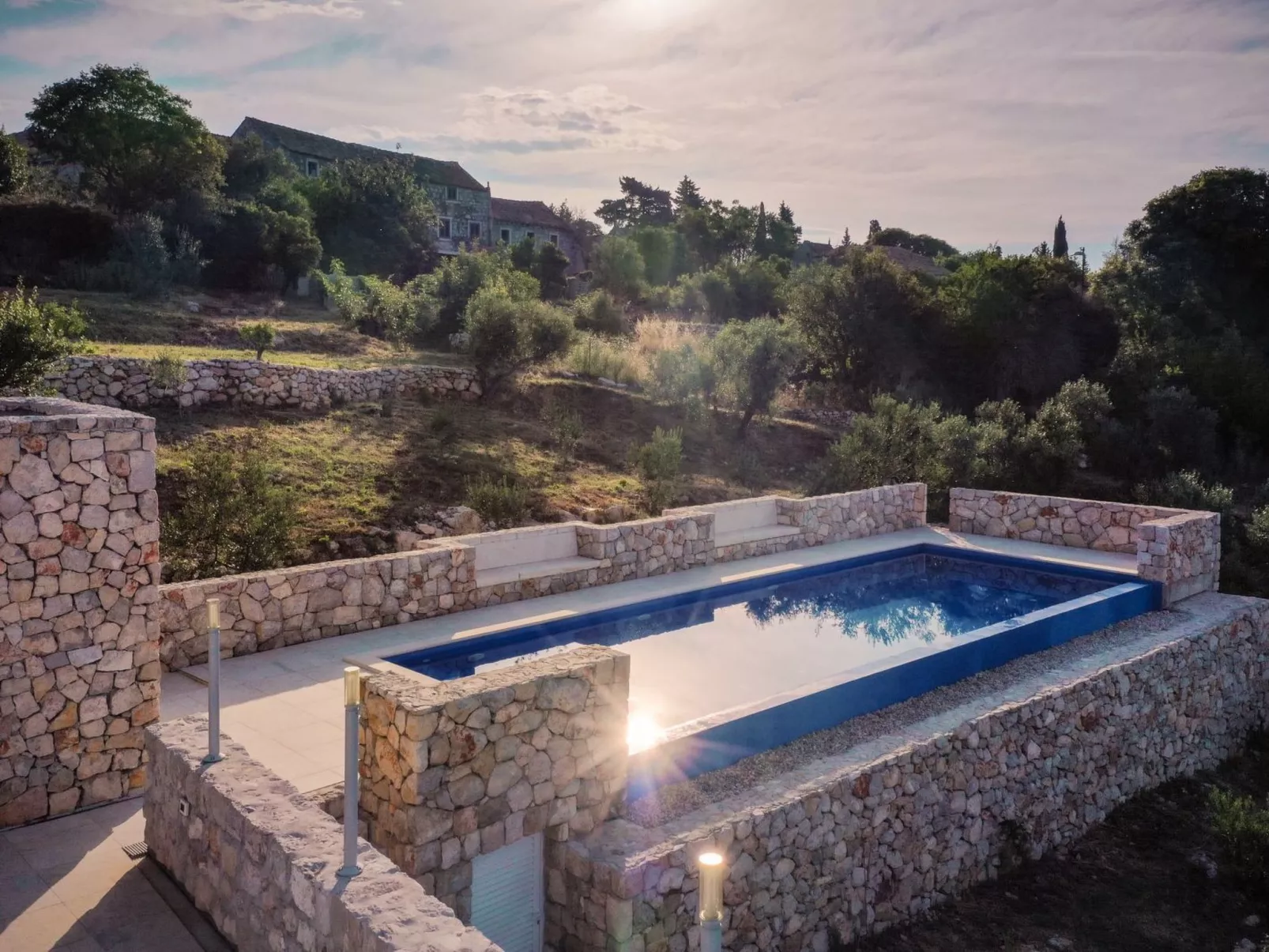 Villa Ella mit Infinity-Pool-Dehors
