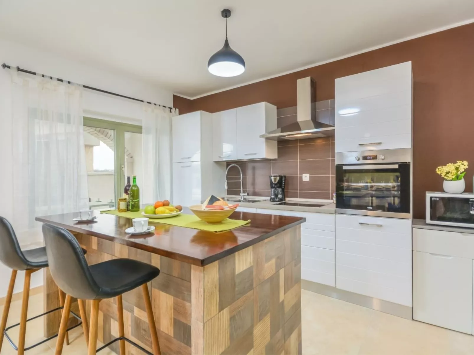 Villa Martin - Rückzugsort auf dem Land mit Pool-Dedans