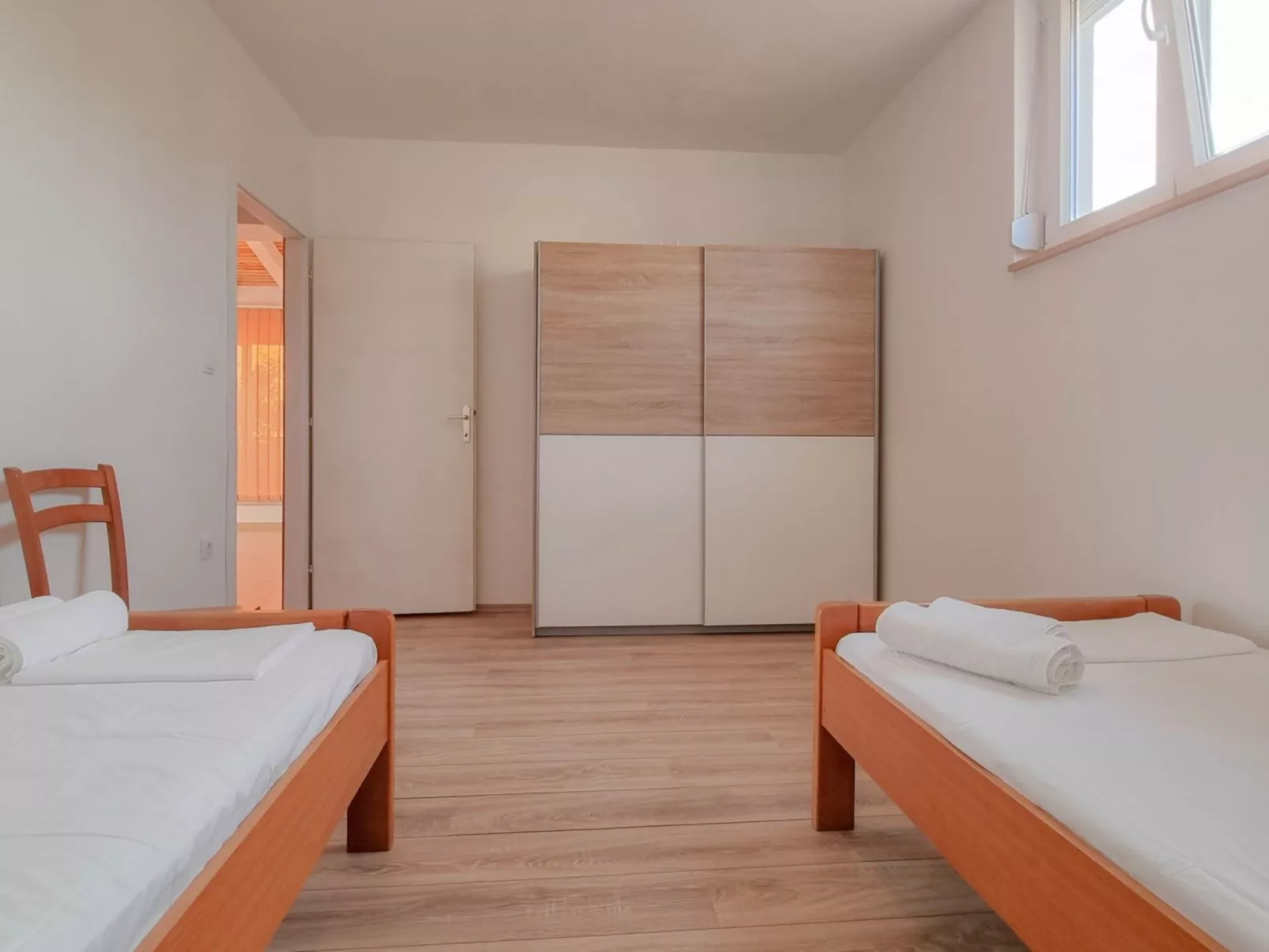 Für 5 Personen ca. 45 m&sup2; in Novigrad, Adriaküste Kroatien (Westküste von I-Dedans